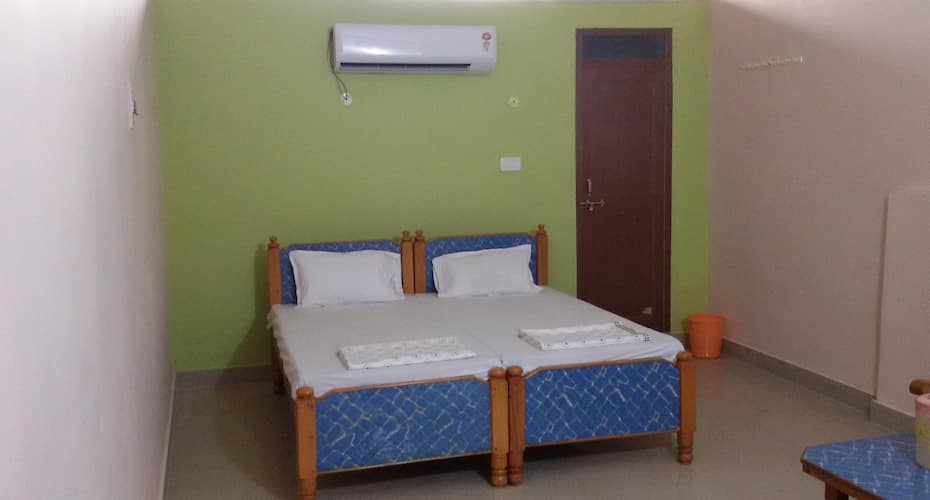 Hotel Bandhavgarh Palace, Bandhavgarh 3